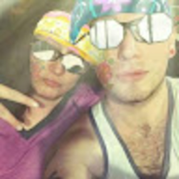 Meet your Posher, Shawna - Picture 1 of 1